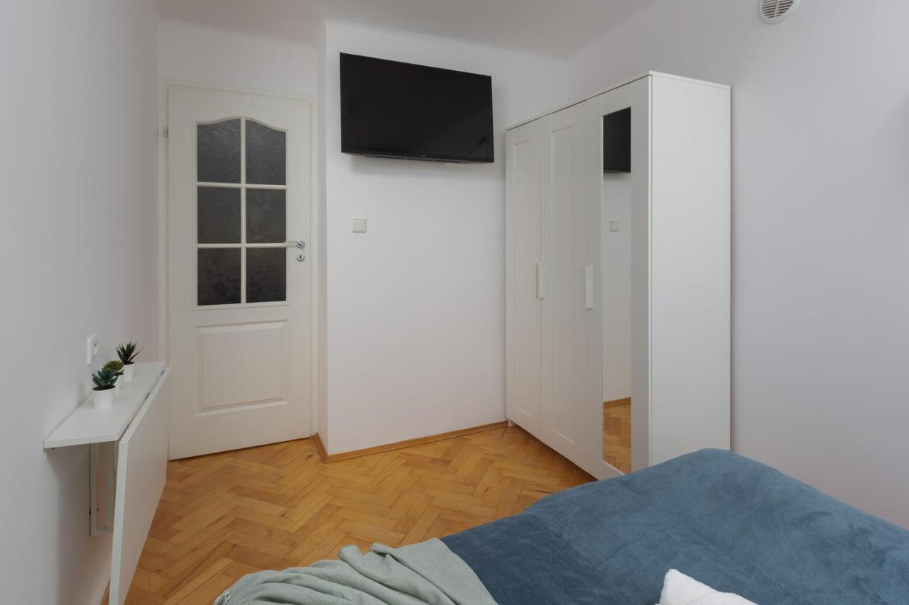 Stars Apartaments City Center By Noclegi Renters وارسو المظهر الخارجي الصورة