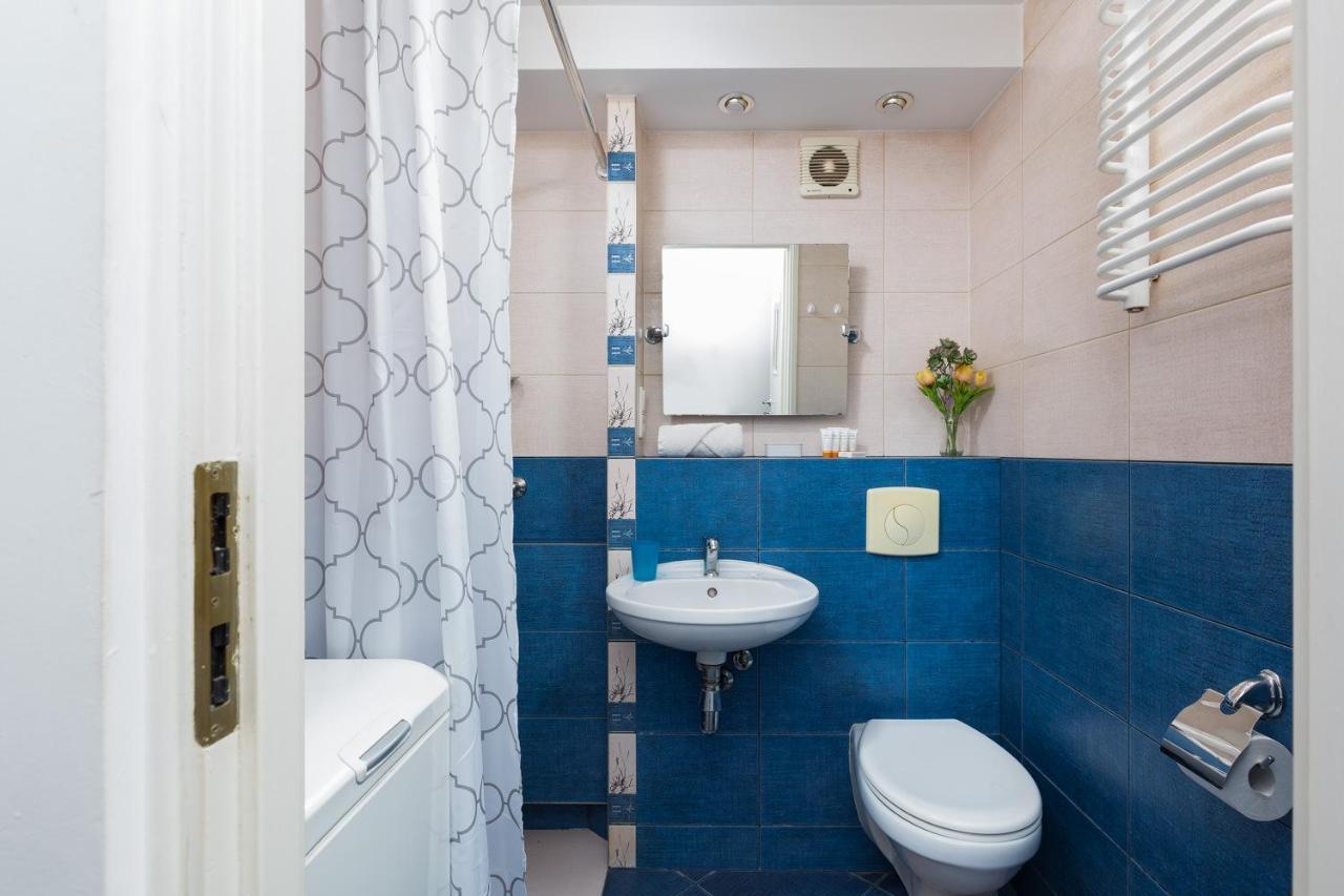 Stars Apartaments City Center By Noclegi Renters وارسو المظهر الخارجي الصورة
