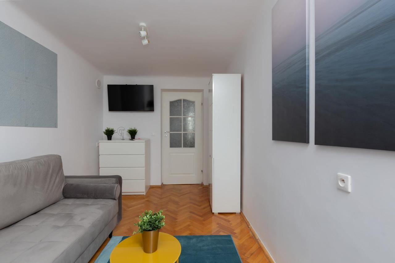 Stars Apartaments City Center By Noclegi Renters وارسو المظهر الخارجي الصورة
