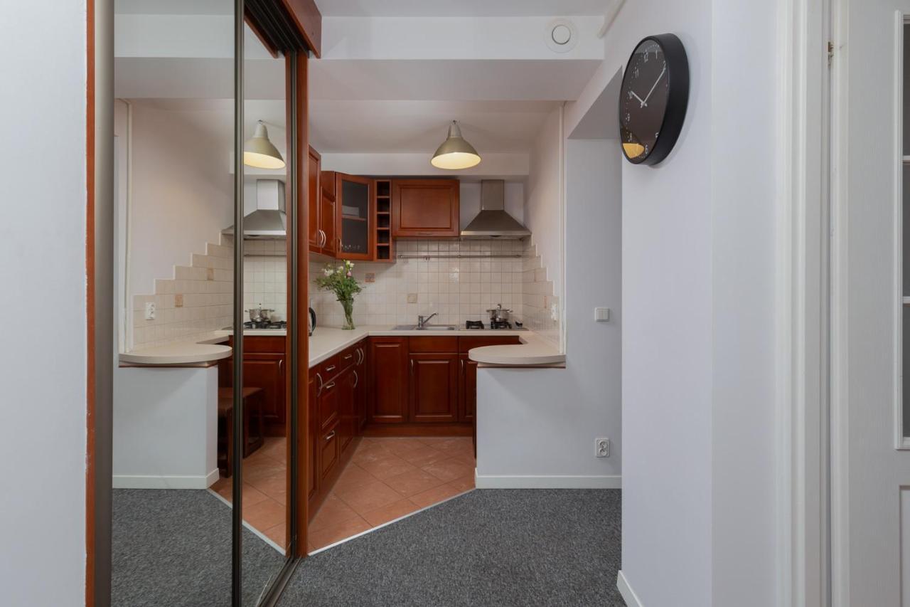 Stars Apartaments City Center By Noclegi Renters وارسو المظهر الخارجي الصورة