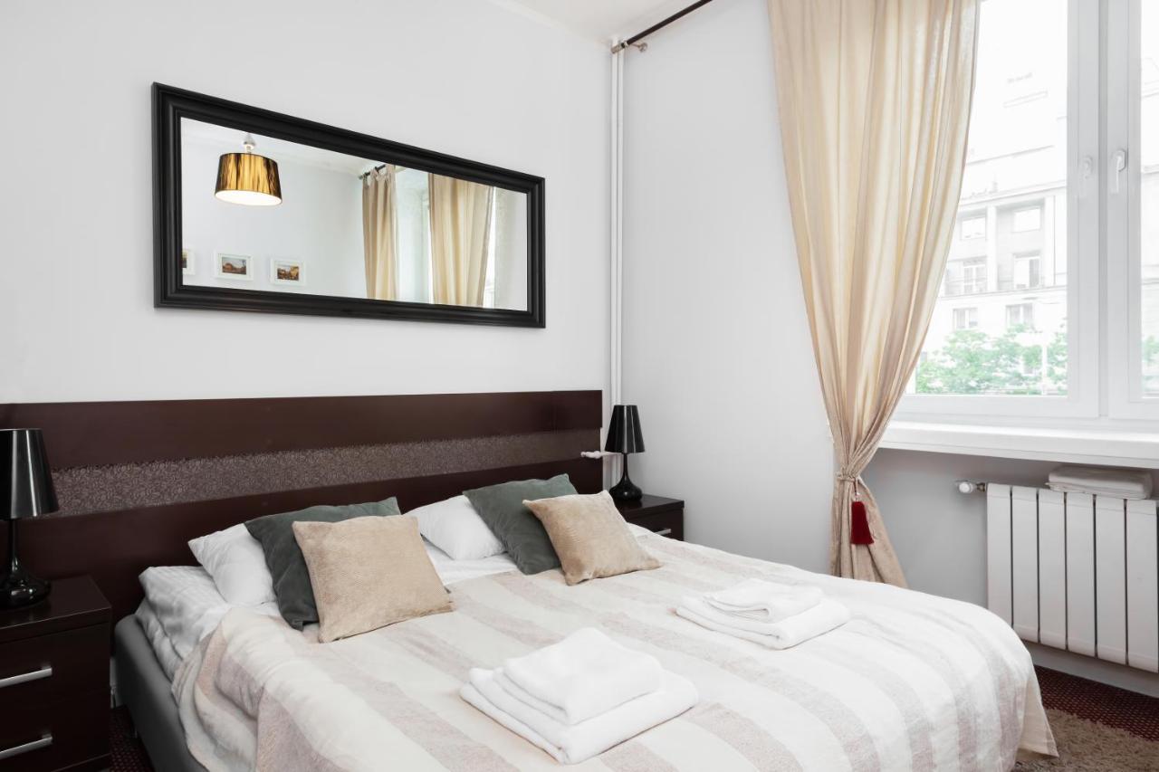 Stars Apartaments City Center By Noclegi Renters وارسو المظهر الخارجي الصورة