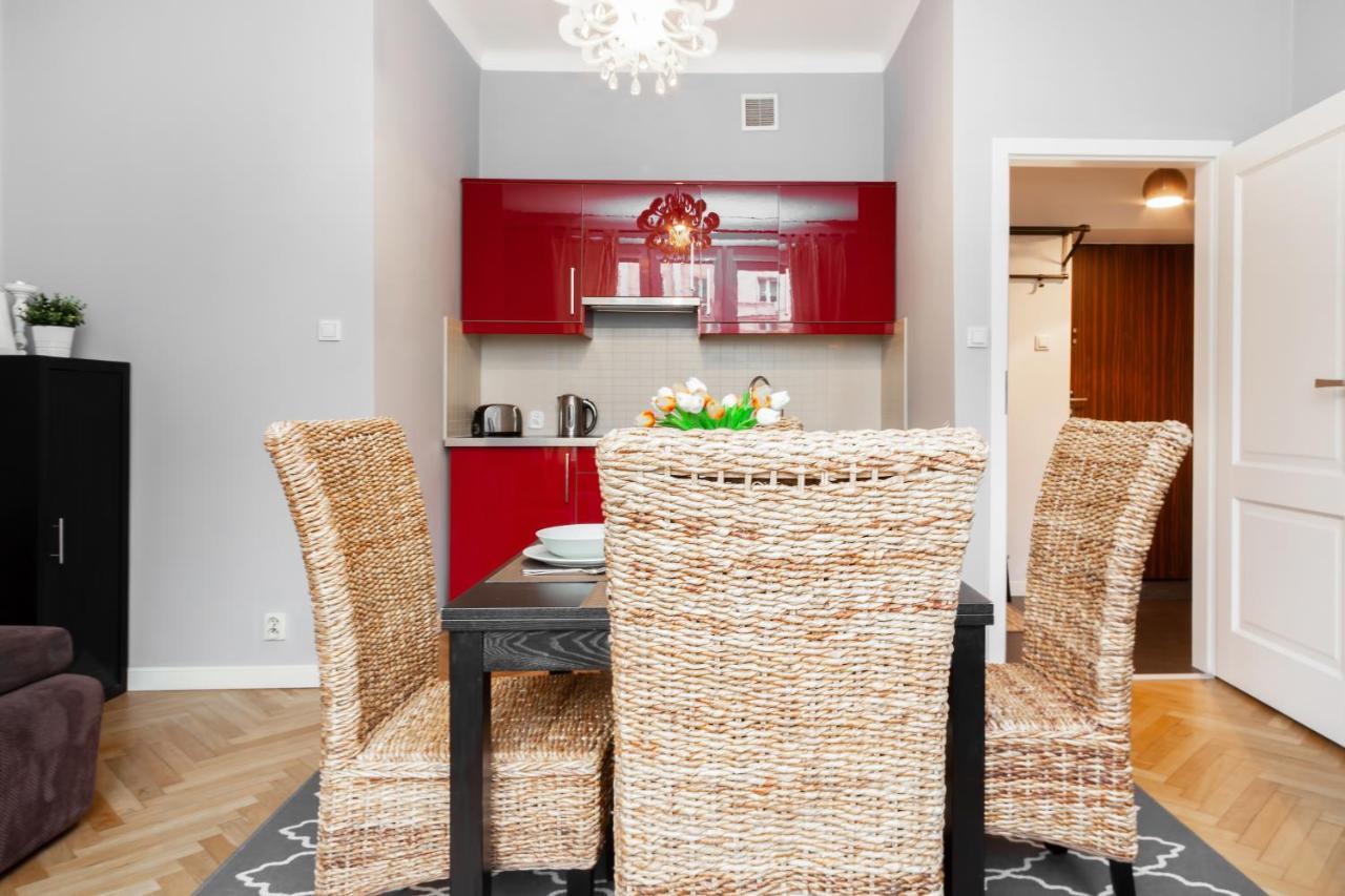 Stars Apartaments City Center By Noclegi Renters وارسو المظهر الخارجي الصورة