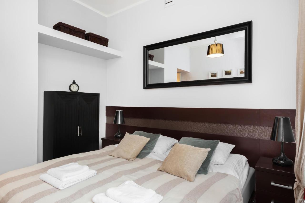 Stars Apartaments City Center By Noclegi Renters وارسو المظهر الخارجي الصورة