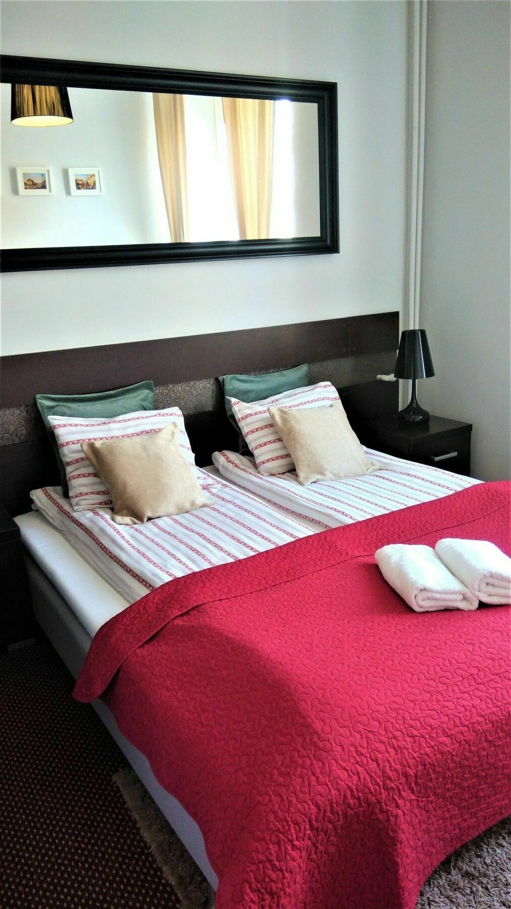 Stars Apartaments City Center By Noclegi Renters وارسو المظهر الخارجي الصورة